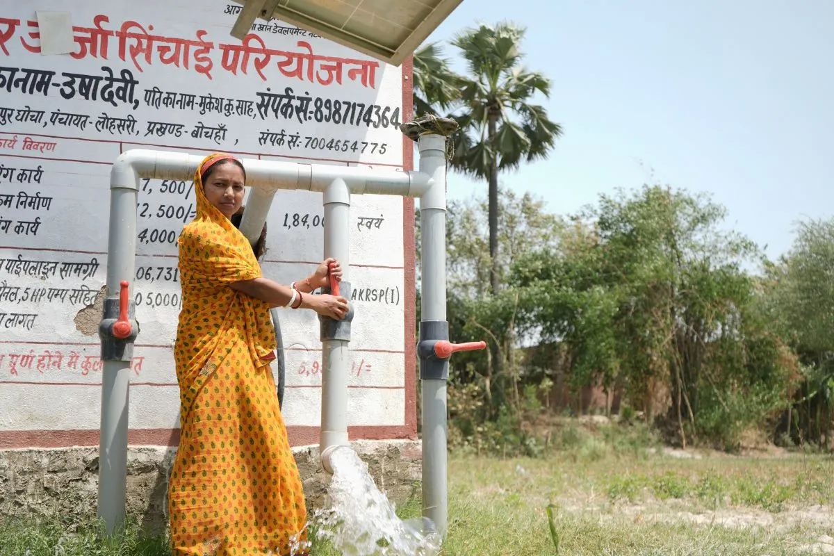 Usha Devi of Muzaffarpur, Bihar uses solar powered water pump. Photo  by Ashutosh Kumar