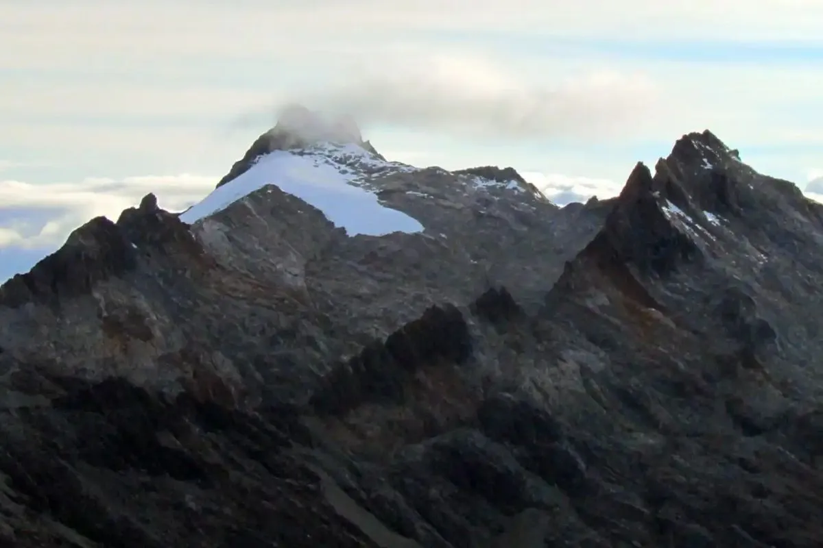 The La Corona glacier (Humboldt, in English) on the homonymous peak, located in the Sierra Nevada de Mérida