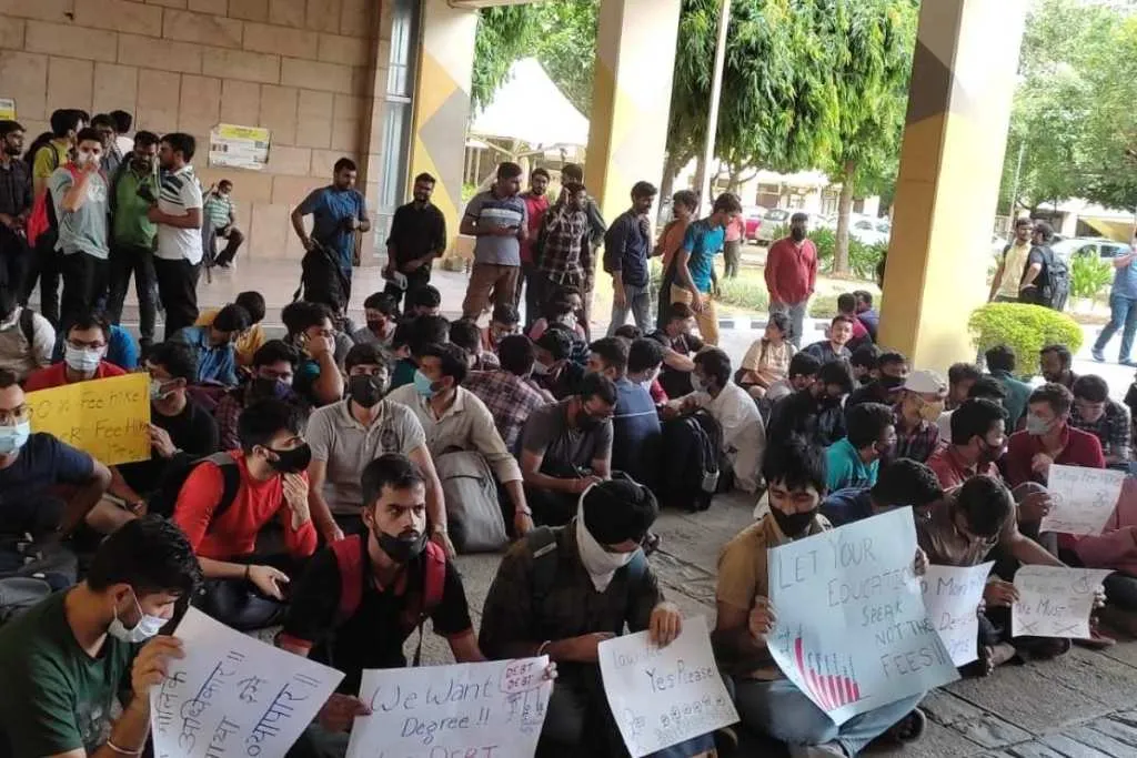 IIT Delhi Students protesting against fees hike