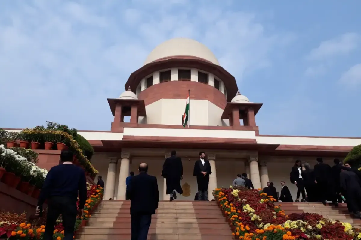 Inside views of the Supreme Court of India, New Delhi | Photo: Pinakpani/Wikimedia Commons