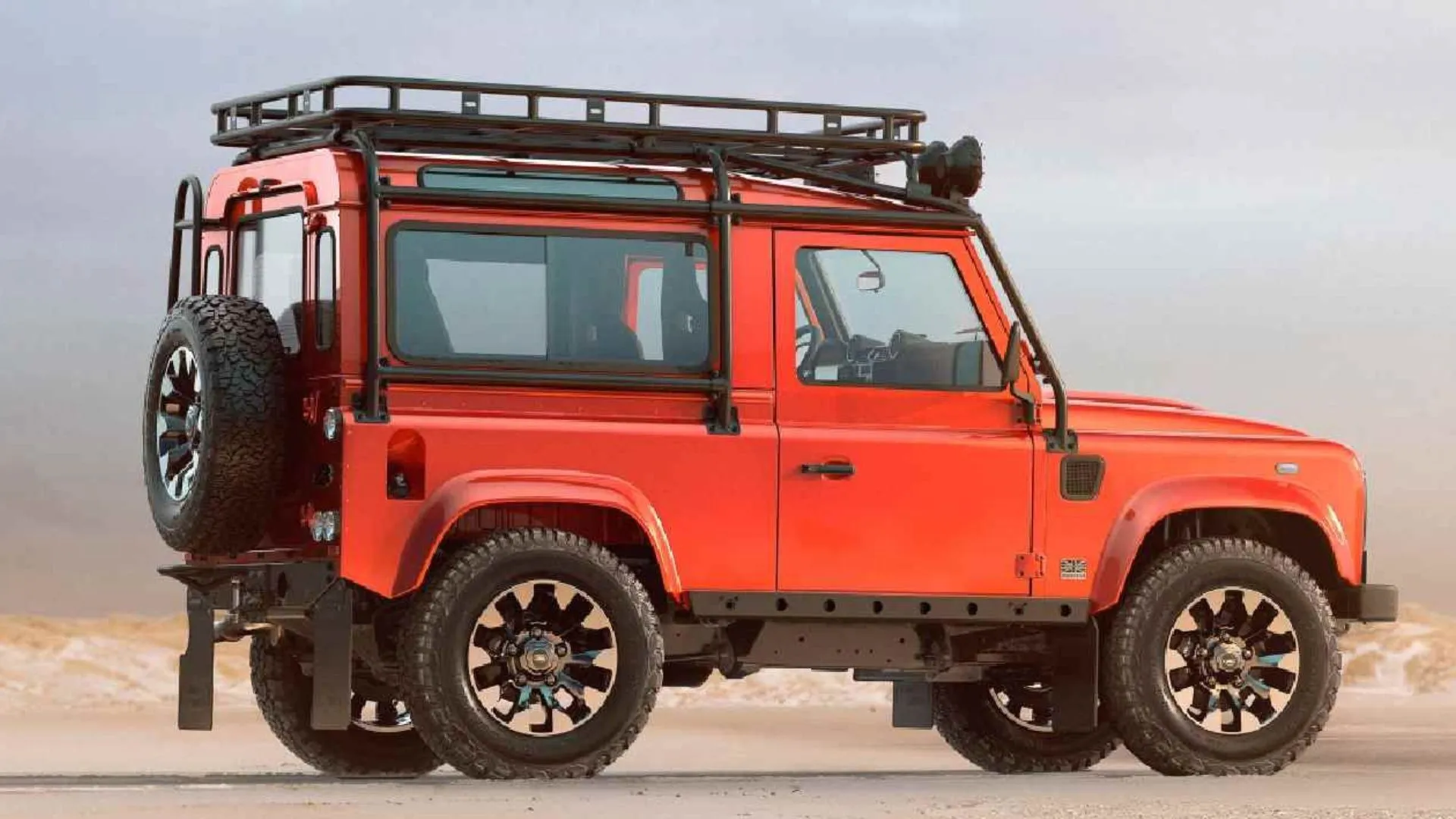 2024 Bespoke Classic Defender V8 Side