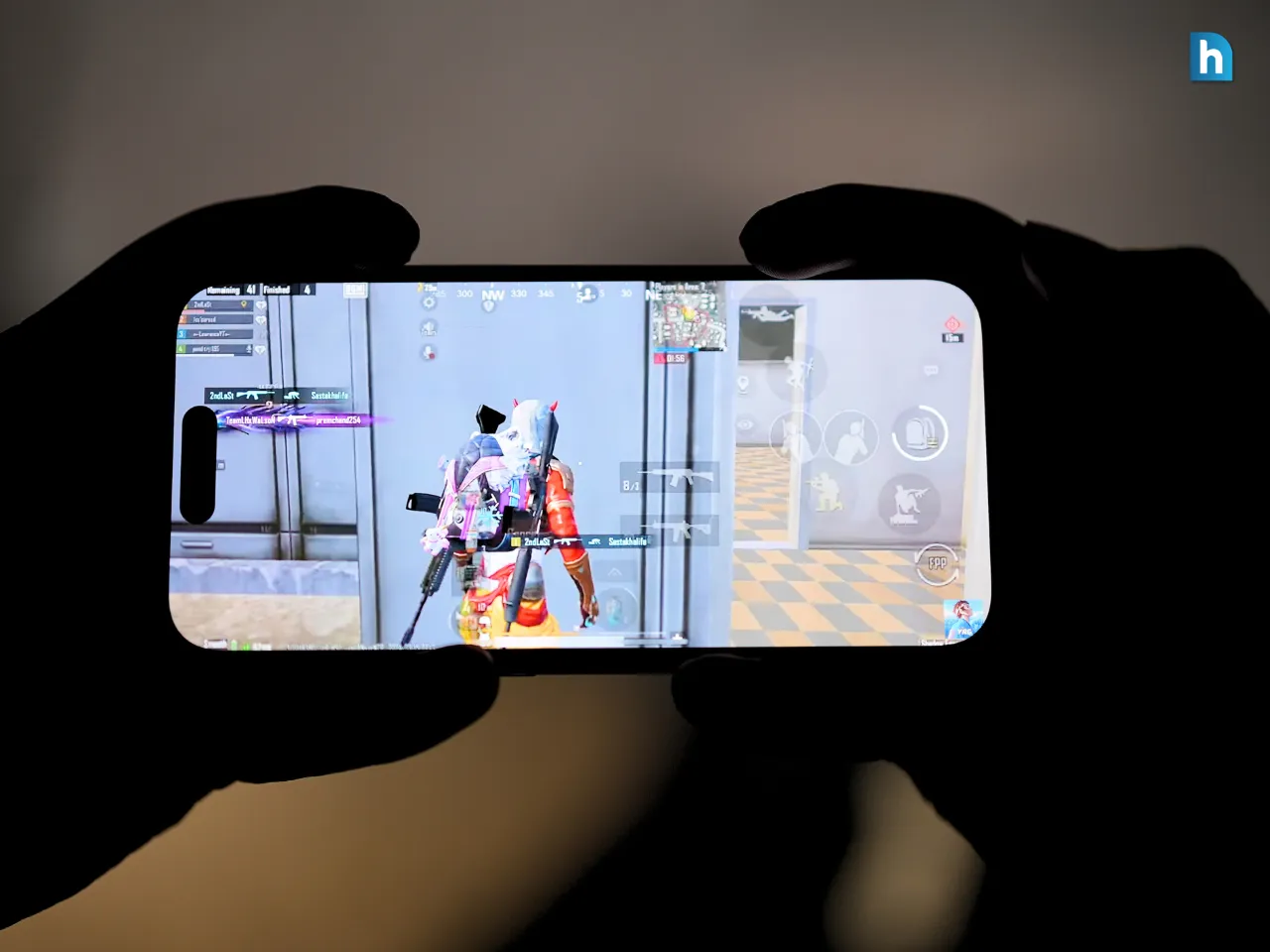 iPhone 15 2
