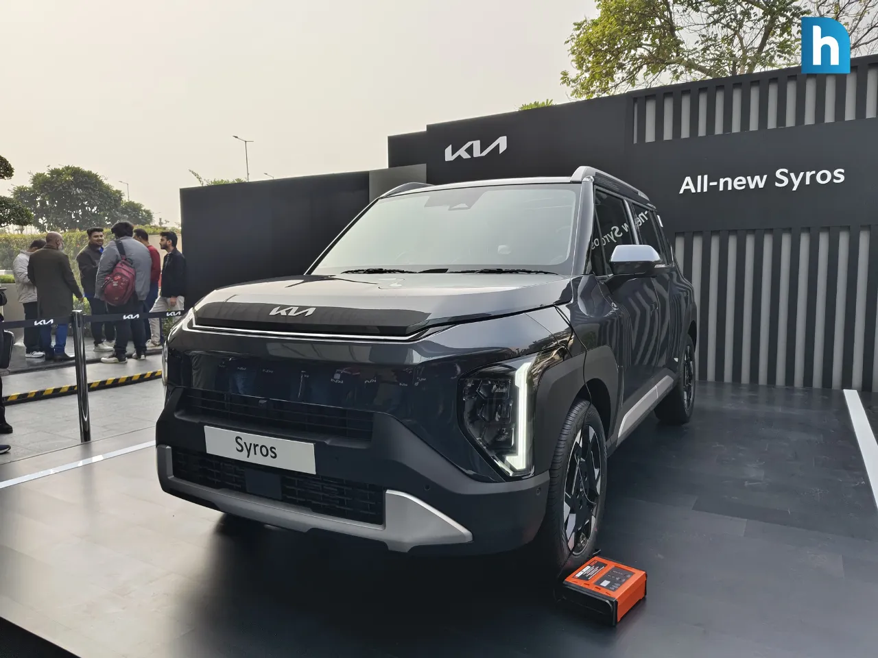 Kia Syros 8