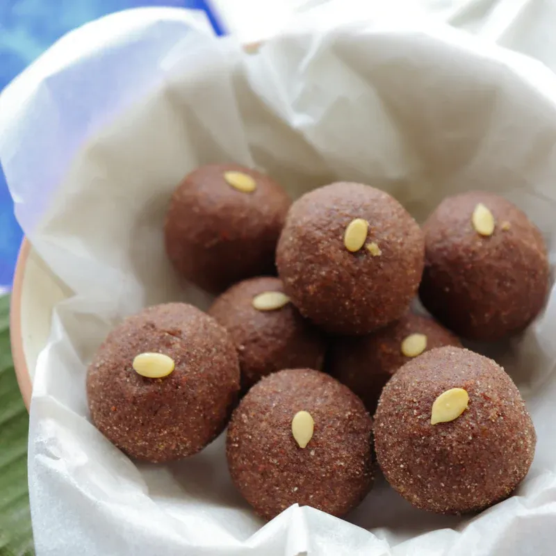 Laddu box Ragi laddus