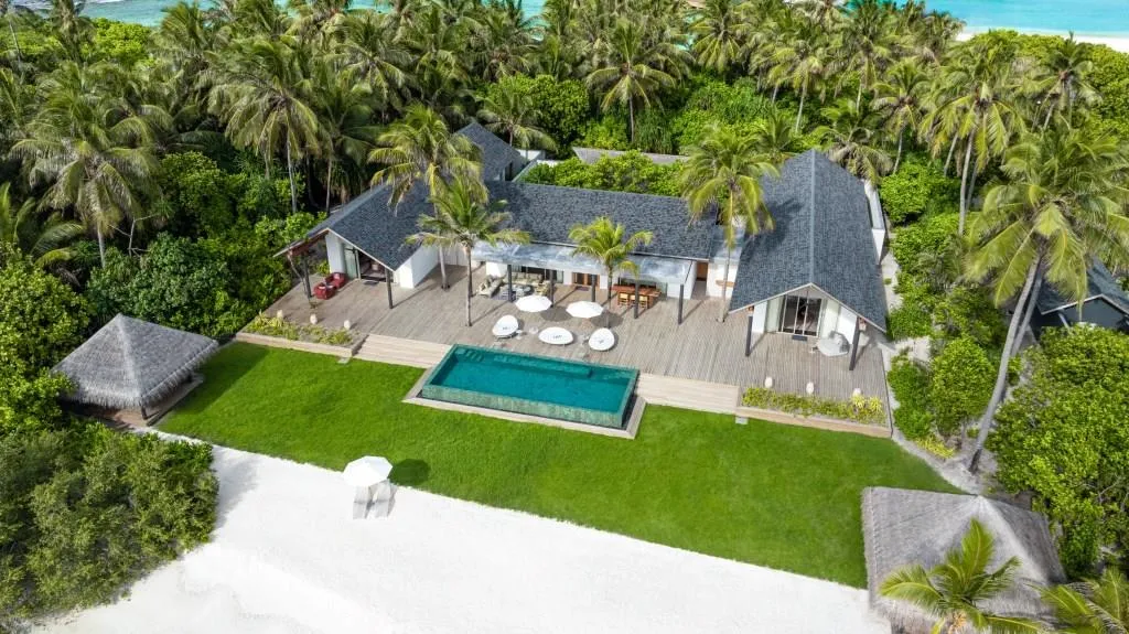 RAAYA by Atmosphere - Island Aerials - RAAYA RESIDENCE 02 1