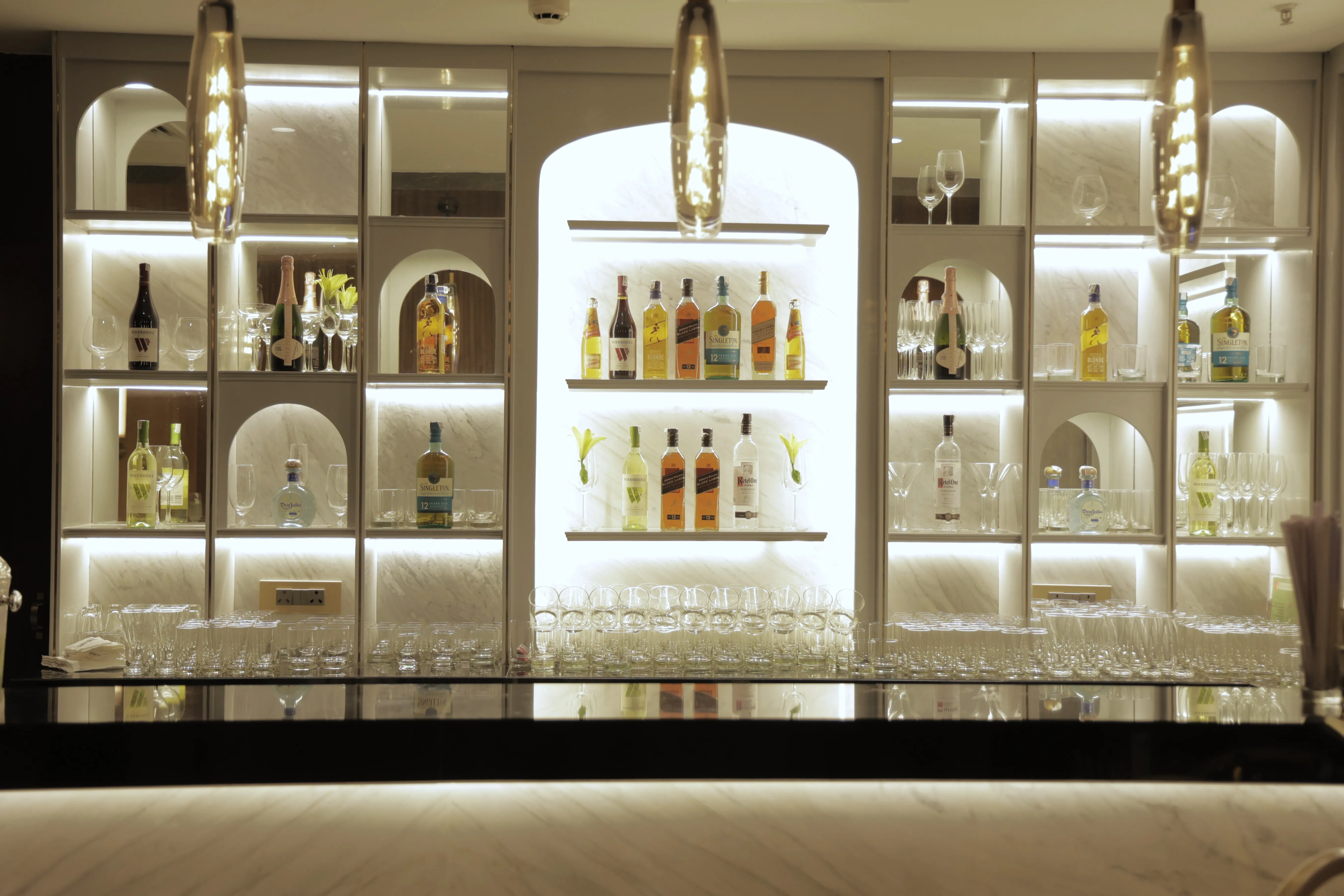 bar