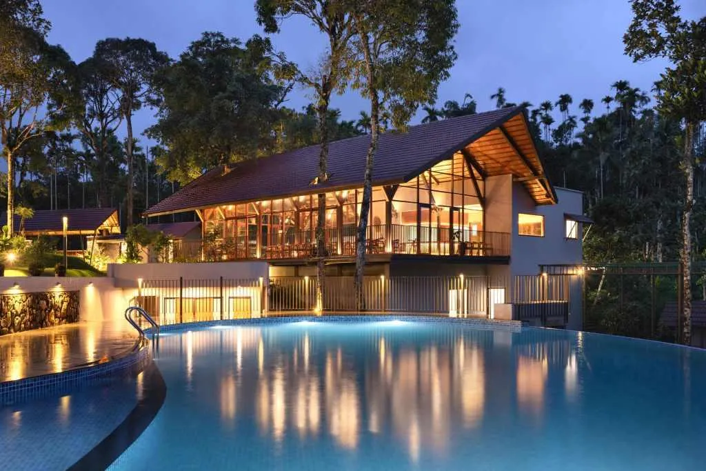 The Tamarind  the Infinity pool 