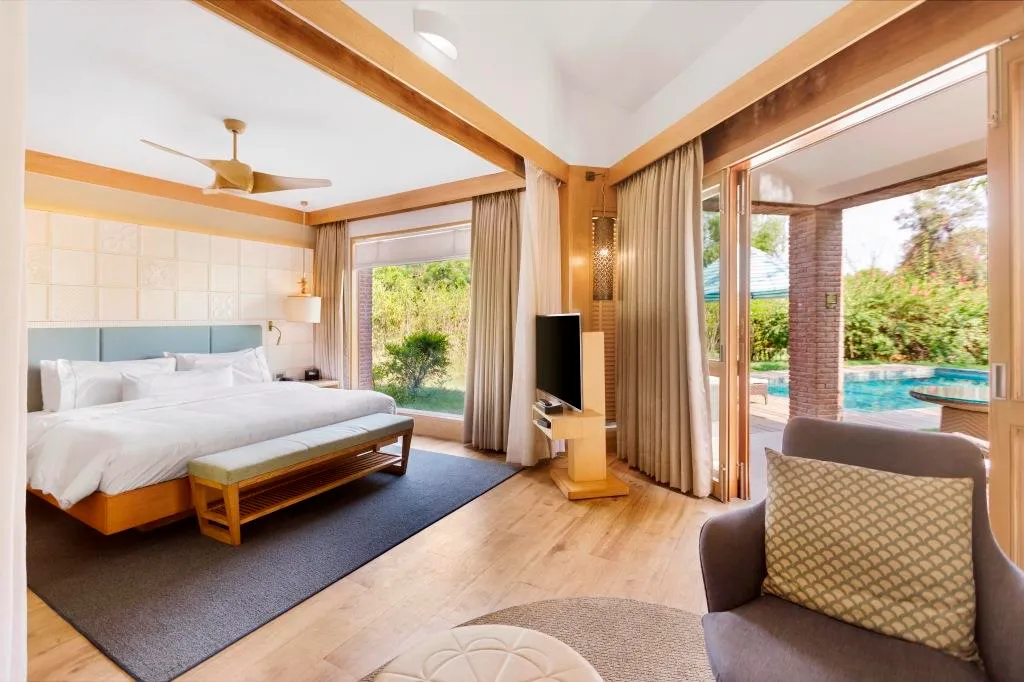 Premier Pool Villa Bedroom