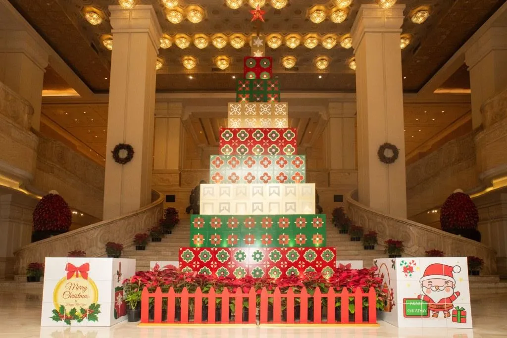 ITC Grand Chola - Athangudi Tree - Image
