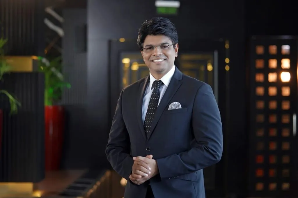 Mr.Dinesh Rai General Manager Crowne Plaza Kochi