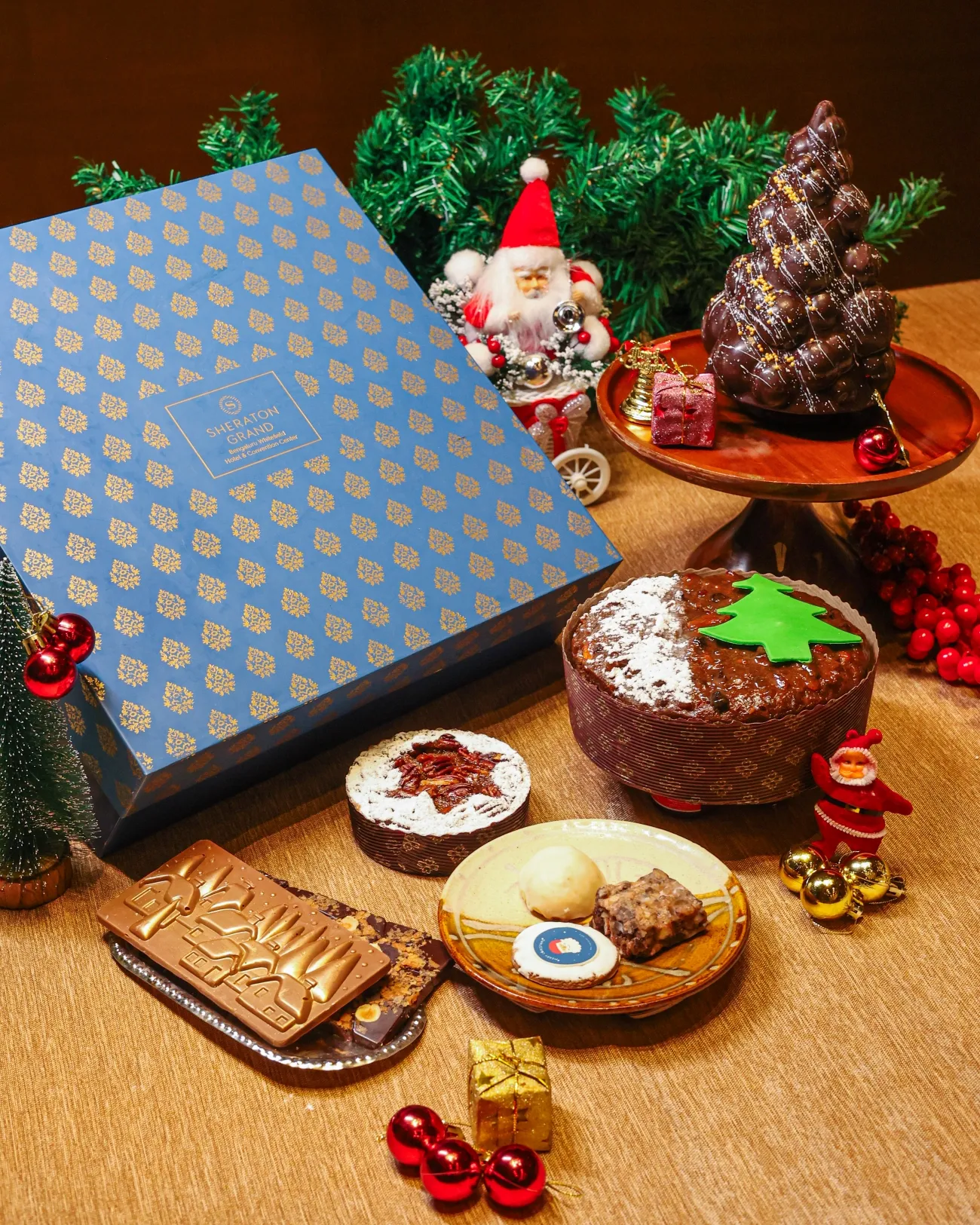 Christmas Hamper image1_Sheraton Grand Whitefield