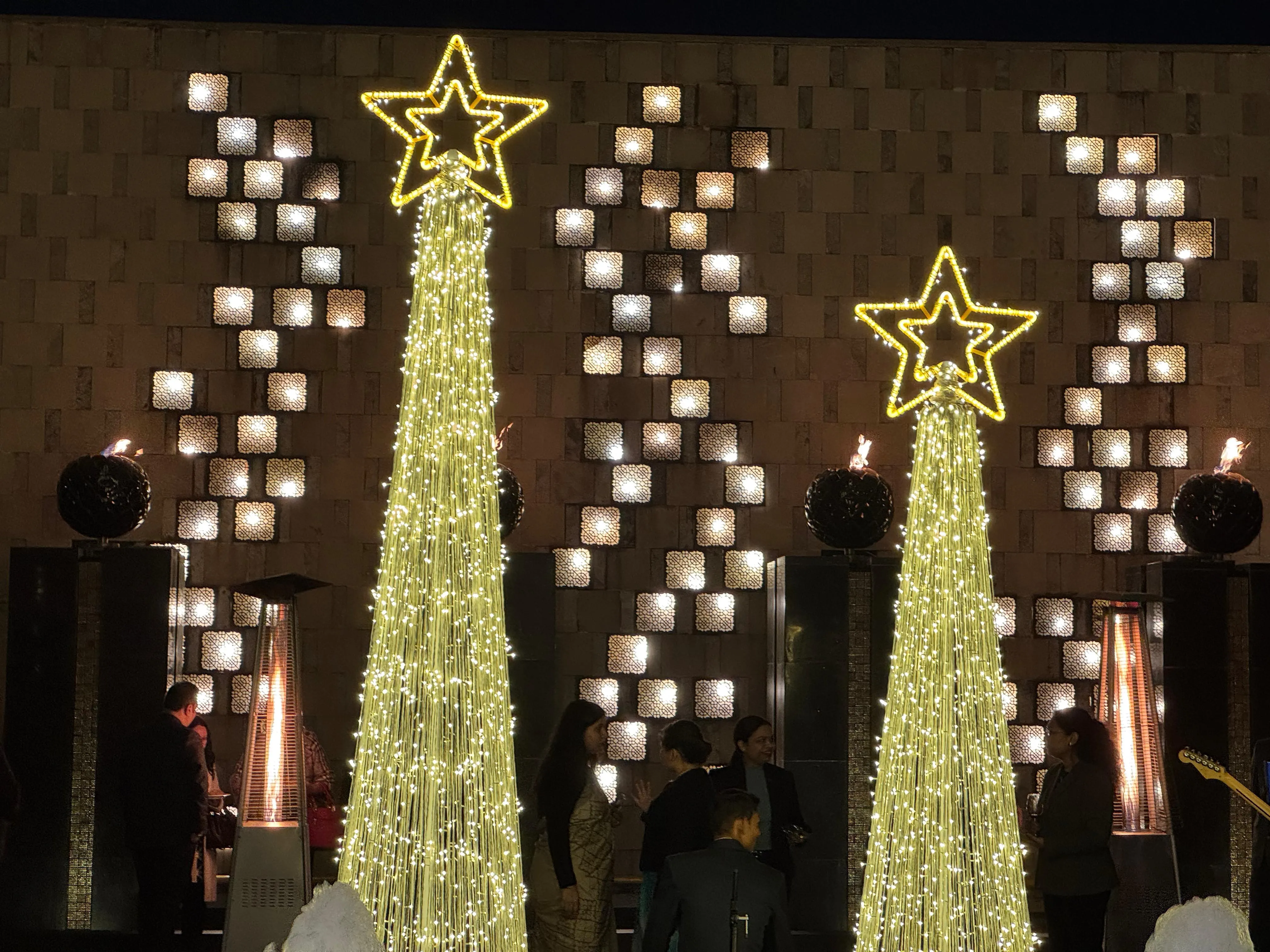 The Leela Ambience Convention Hotel Delhi 1