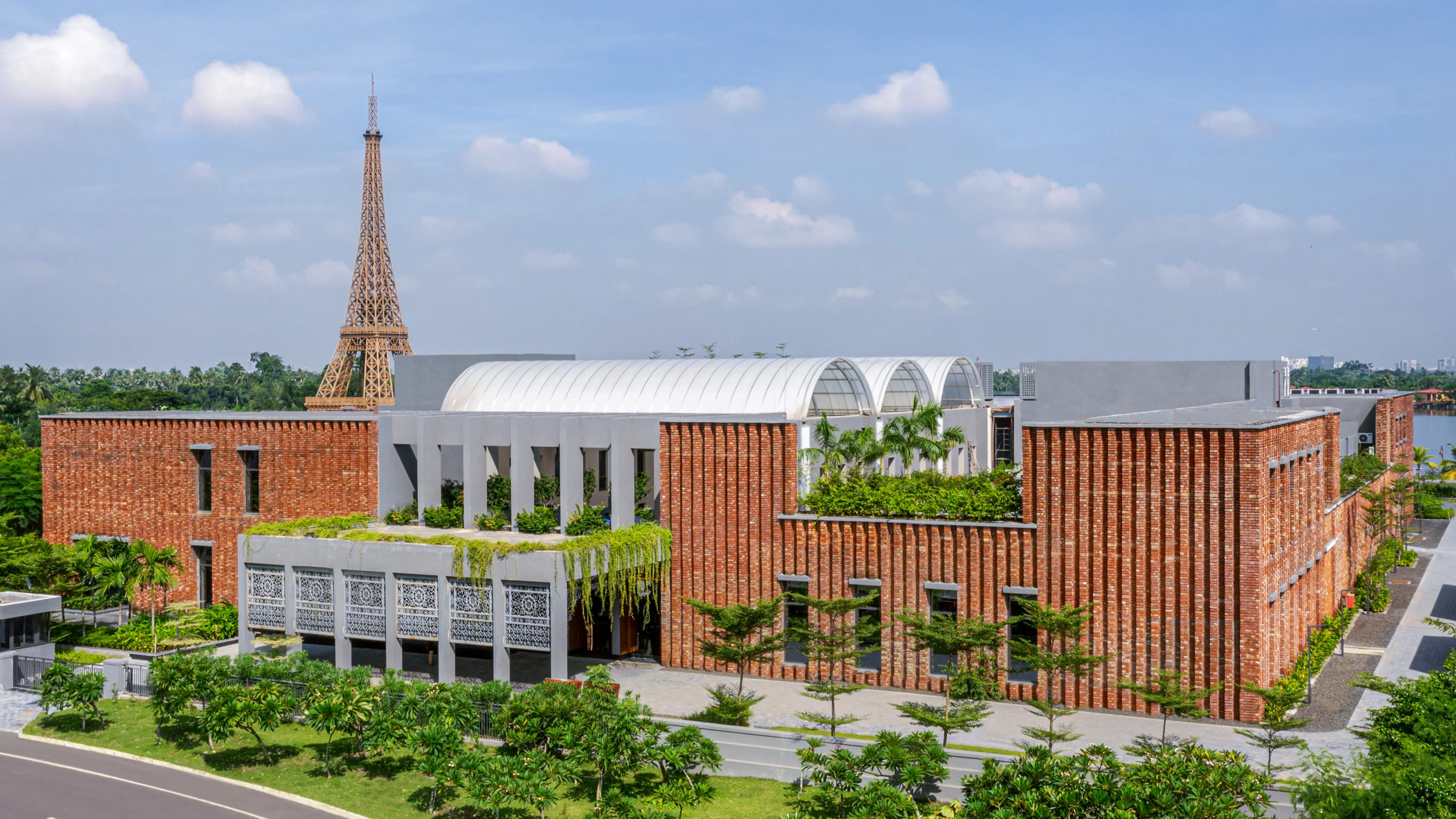 Taj Taal Kutir Kolkata