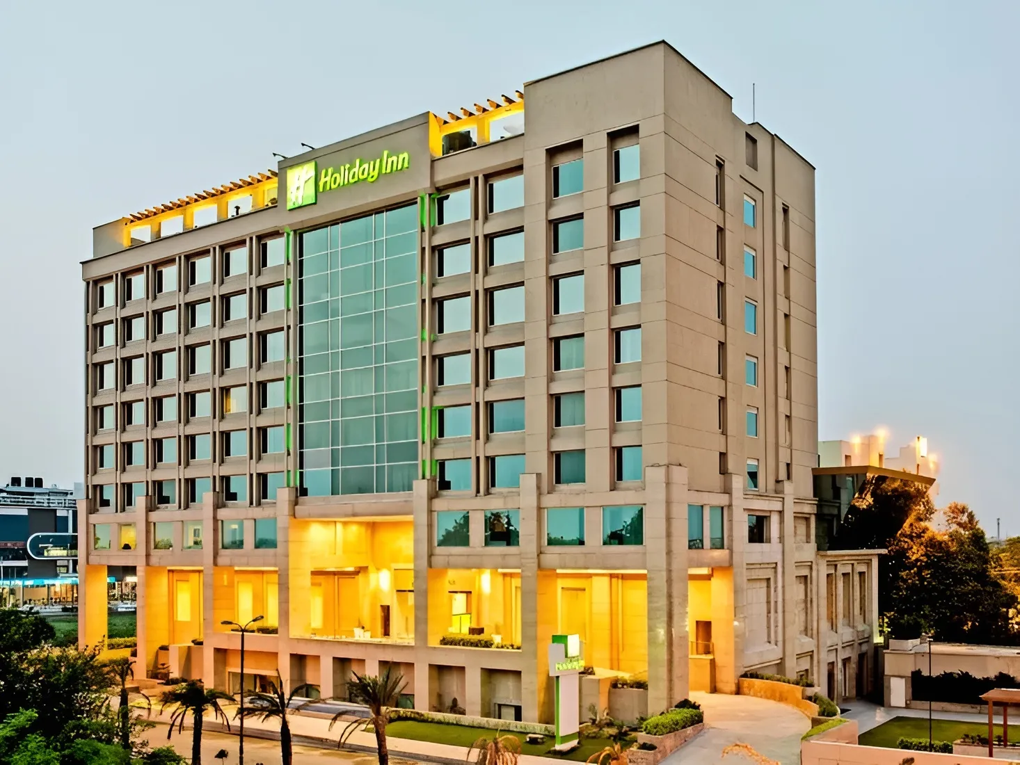 Holiday Inn Amritsar- Facade