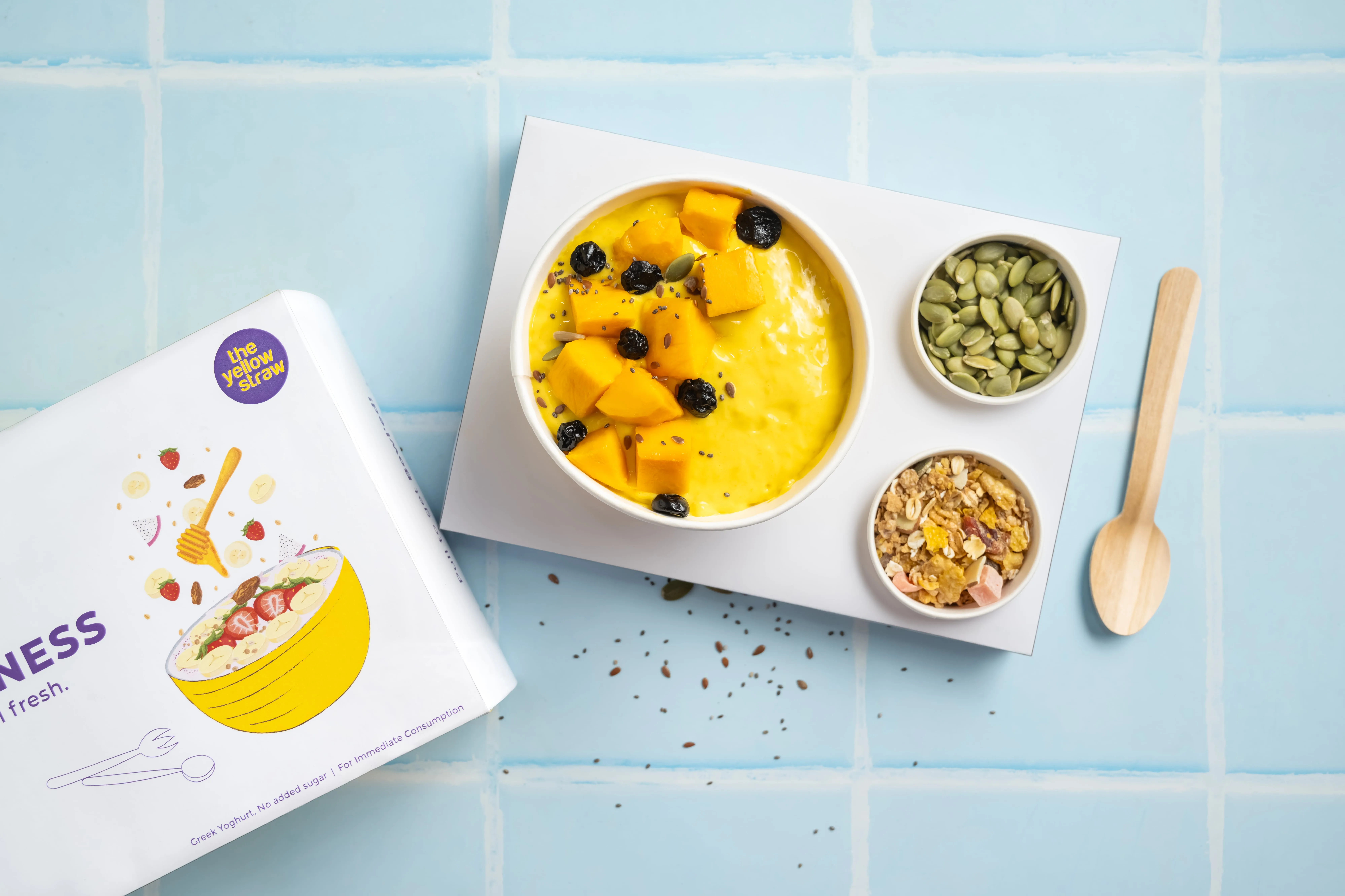 The Yellow Straw king mango smoothie bowl 1-min