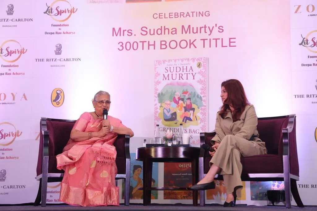 Mrs Sudha Murty, Twinkle Khanna