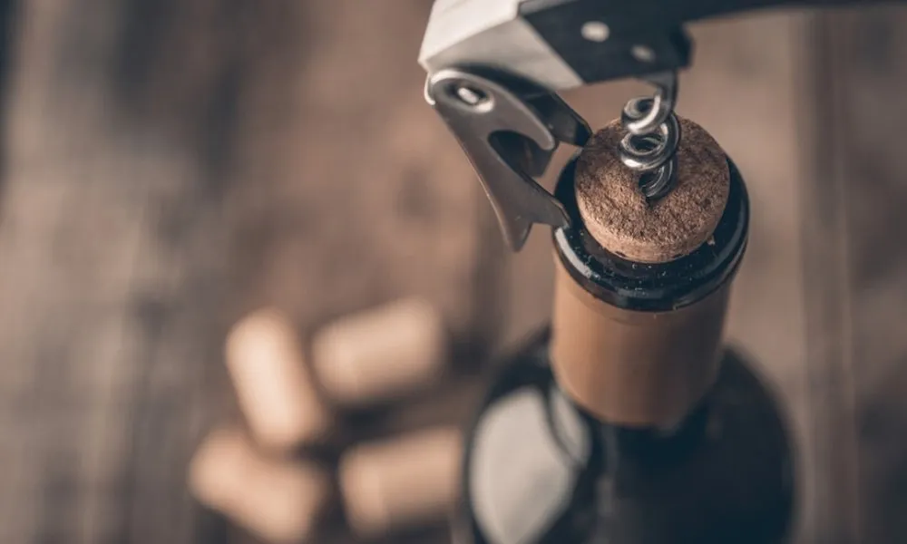how to open a bottle of wine