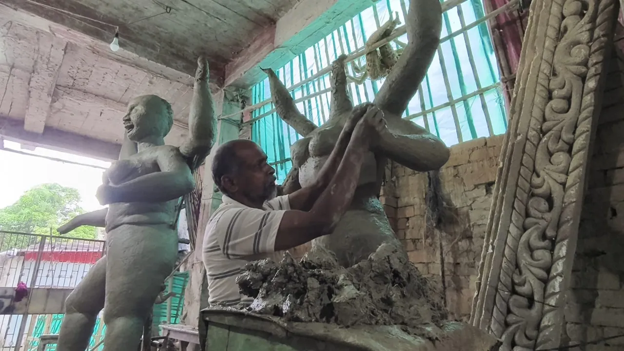 Cyclone Dana, Malda, Kalipuja 2024, ঘূর্ণিঝড় দানা, মালদা, কালীপুজো ২০২৪