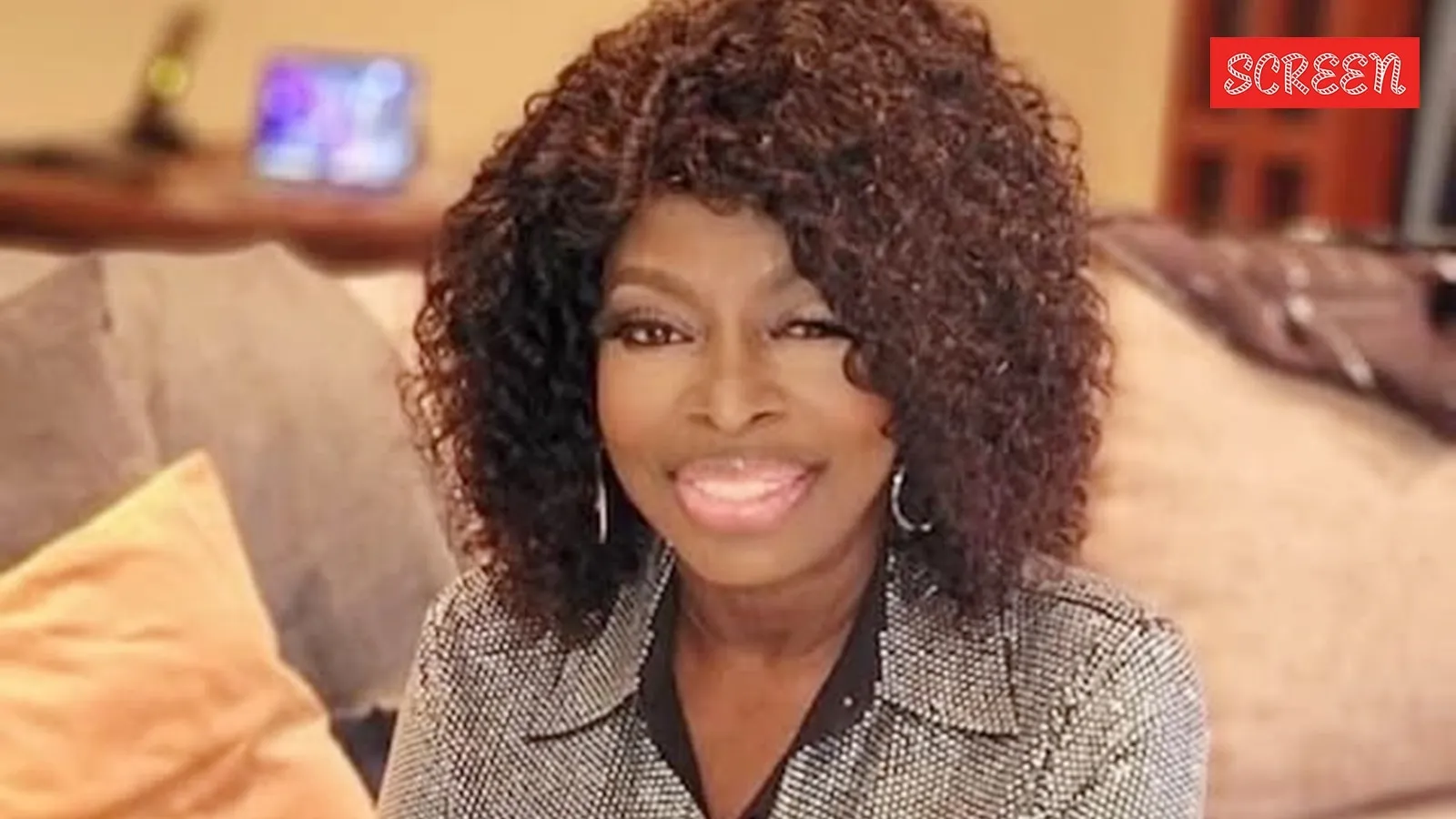 Angie Stone,