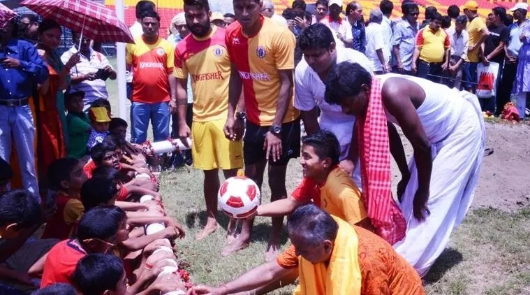 ইস্টবেঙ্গেল বার পুজো (ছবি সৌজন্য- ইস্টবেঙ্গল ক্লাবের ফেসবুক পেজ)