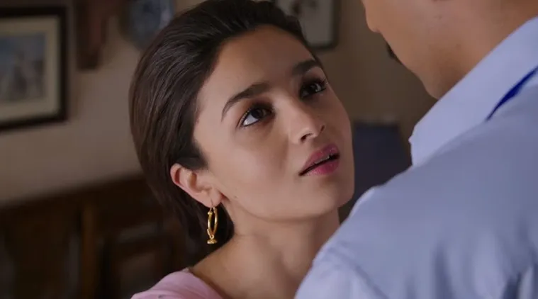 Alia Bhatt as a Kashmiri spy Sehmat in Raazi.