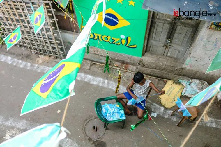 Baghbajar World cup mood Express photobaghbajara (2)-001