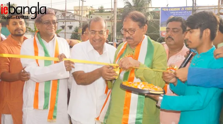 west bengal assembly speaker biman banerjee inaugurating theme pandal of eid replica of al aqsa mosue