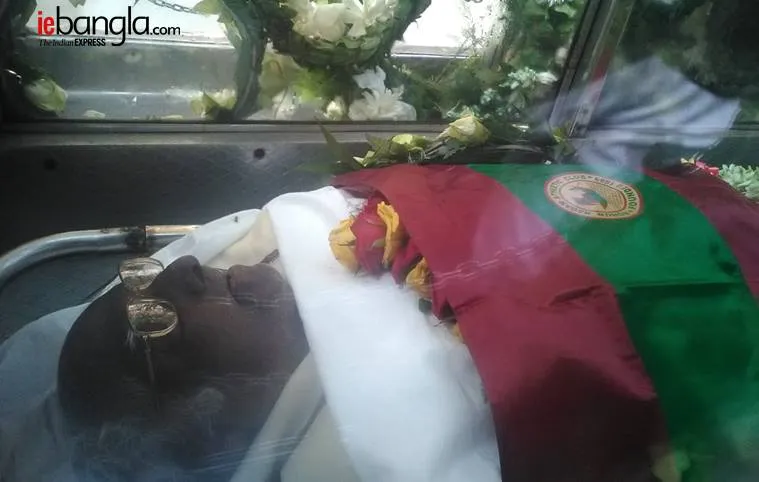 Somnath chatterjee body mohun Bagan flag
