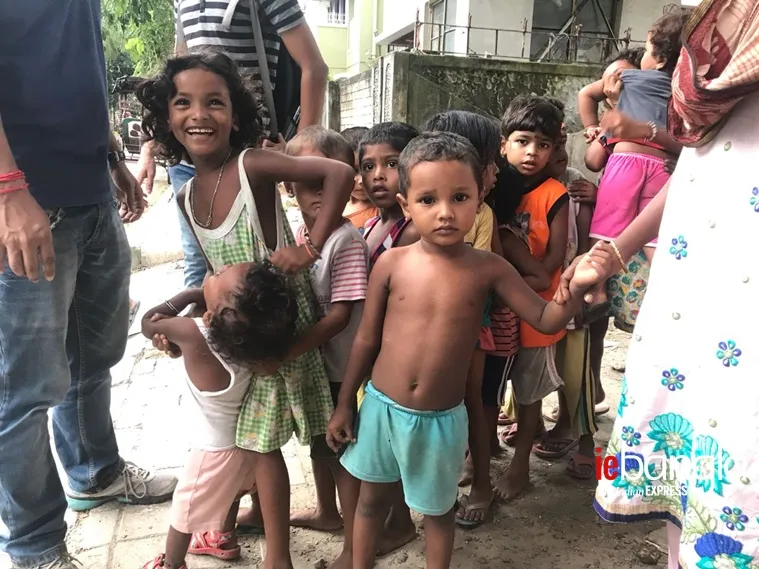  Food for Poor Hungry Street Children in Kolkata