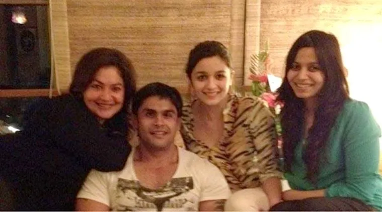 Alia Bhatt and Pooja Bhatt with their brother Rahul and sister Shaheen.