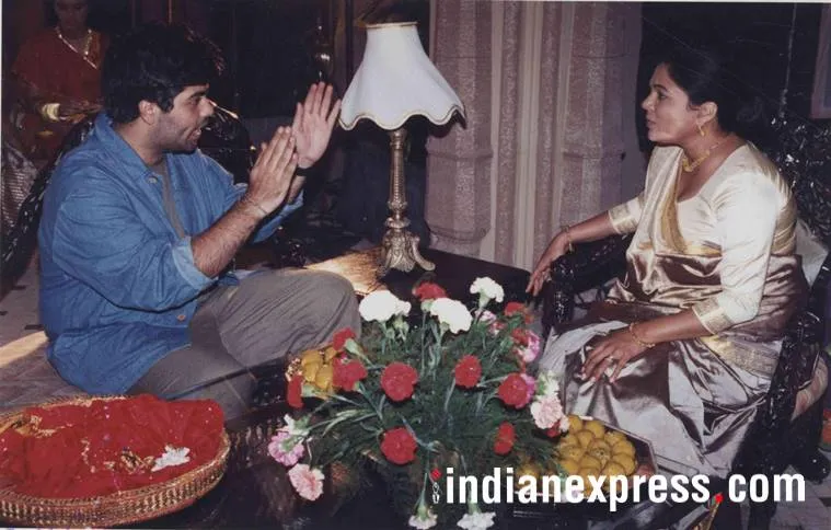 Director Karan Johar and Reema Lagoo on the set of film KUCH KUCH HOTA HAI. Express archive photo *** Local Caption *** Director Karan Johar and Reema Lagoo on the set of film KUCH KUCH HOTA HAI. 