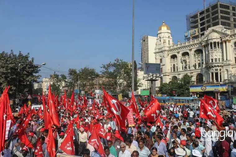 CPM Kisan march rally shingur to Kolkata Express Photo Shashi Ghosh