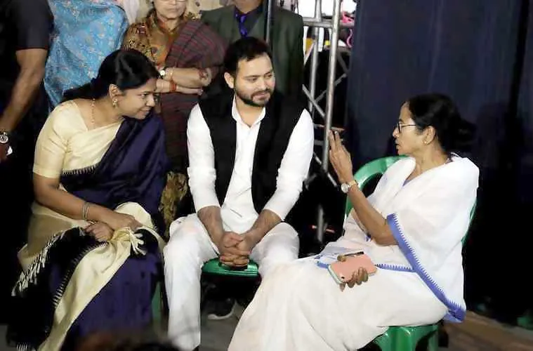 Mamata Banerjee dharna CBI
