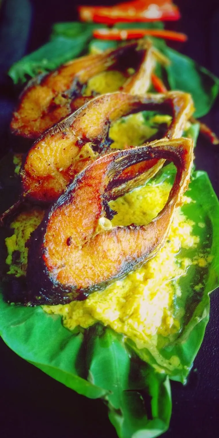 Kumro Pata Bhapa Ilish_The Gateway