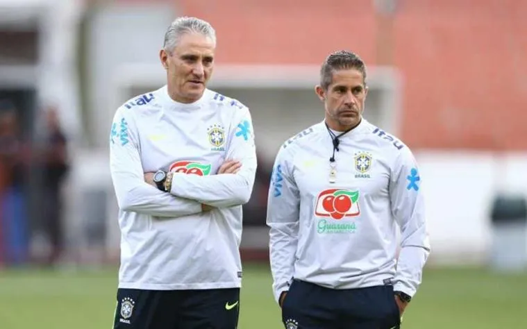 Sylvinho with coach tite