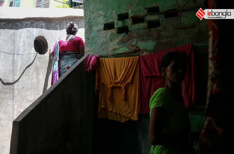 Sonagachi, সোনাগাছি, Red light area, যৌনপল্লি, Kolkata, কলকাতা, red light area, যৌনকর্মী, Kolkata porestitute, কলকাতার যৌনপল্লী, Harkata galii,হারকাটা গলি, Sealdah station, শিয়ালদাহ ষ্টেশন, Durbar, দুর্বার, Sobhabajar, শোভাবাজার, Bashirhat Red light area, বসিরহাট, Bashirhat, বসিরহাট মালতিপুর, Brothels, বসিরহাট মাটিয়া, Kolkata brothels, কলকাতা ষ্টেশন, Prostitute in kolkata