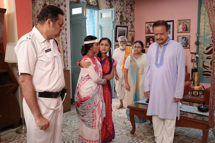 Bengali Serial Trinayni
