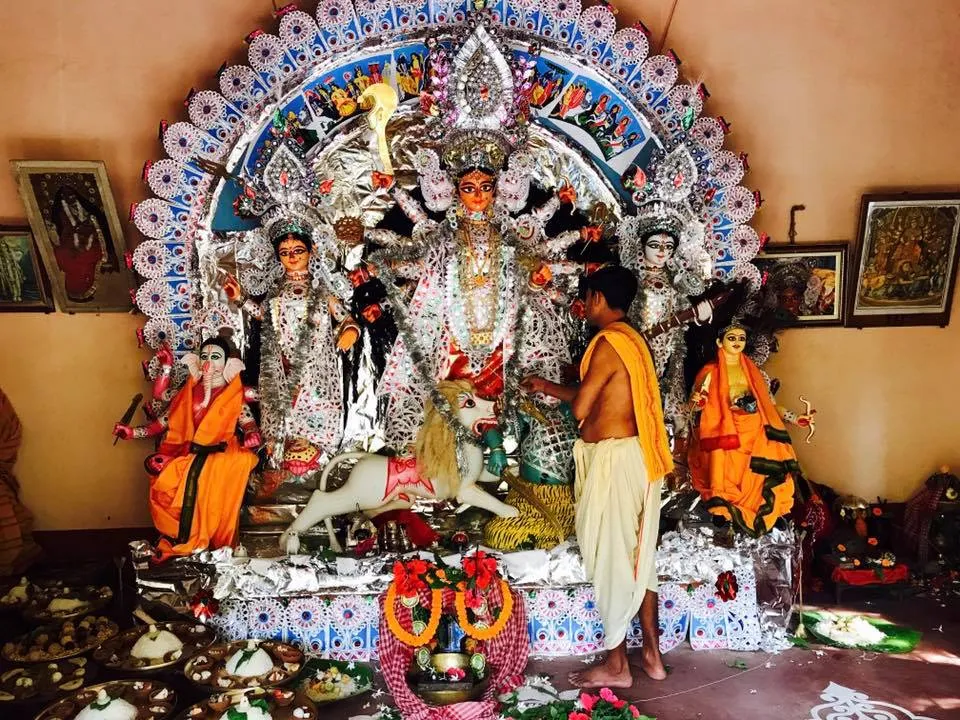 Fresh fish bhog for Maa Durga in Kamarpukur Chatterjee barir pujo shares actress Twarita Chatterjee