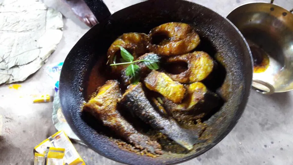 Fresh fish bhog for Maa Durga in Kamarpukur Chatterjee barir pujo shares actress Twarita Chatterjee