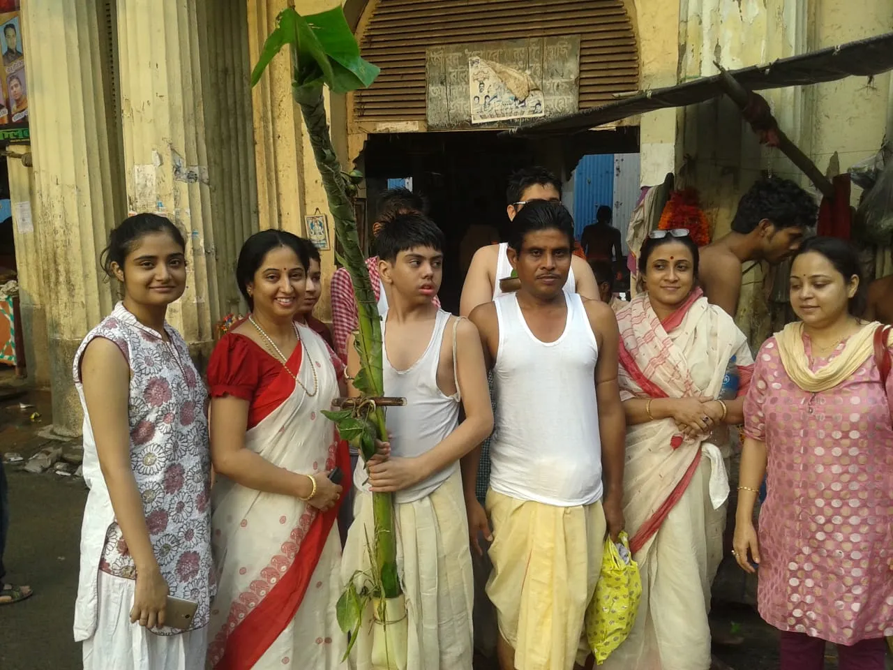 Bonedi Barir Pujo Charu Bhaban Durga Puja story shared by actress Ishita Chatterjee