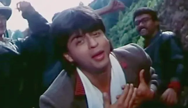 Shah Rukh Khan in Raju Ban Gaya Gentleman