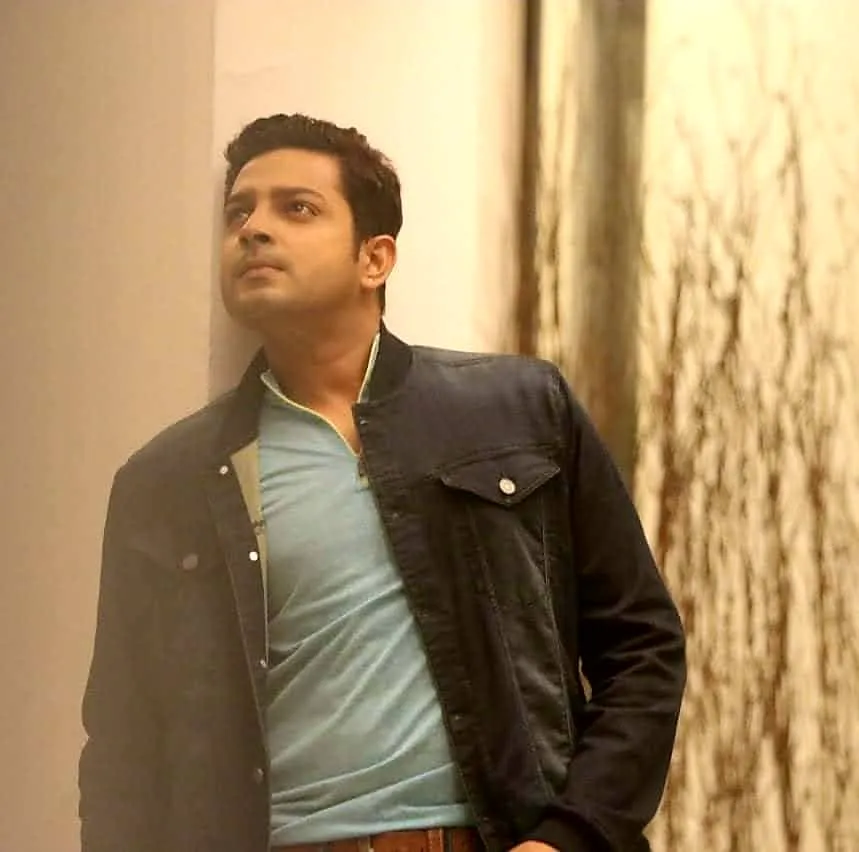 Actor Raj Bhattacharya shares his spinechilling memory of Durga Puja Bisorjon