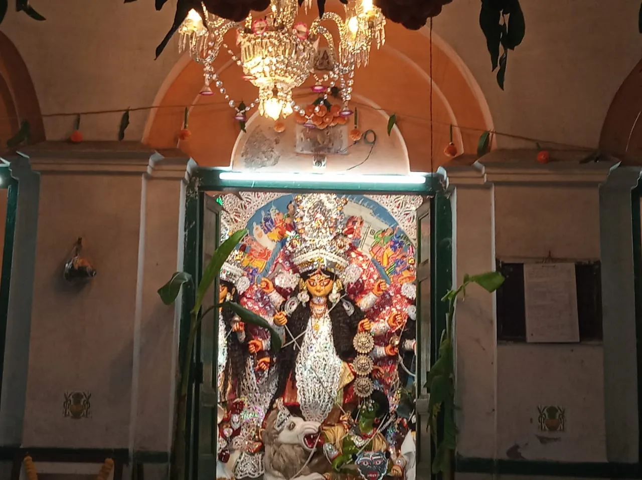 Actor Sujan Mukherjee shares memories of his ancestral home Shibpur Daktar Barir pujo