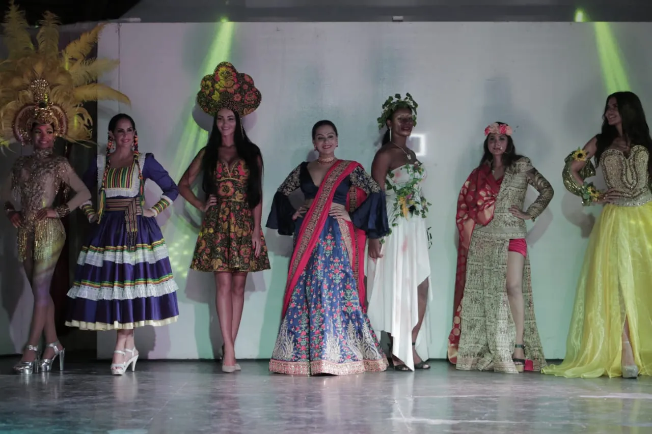 Mrs Woman of the Universe National Costume Round