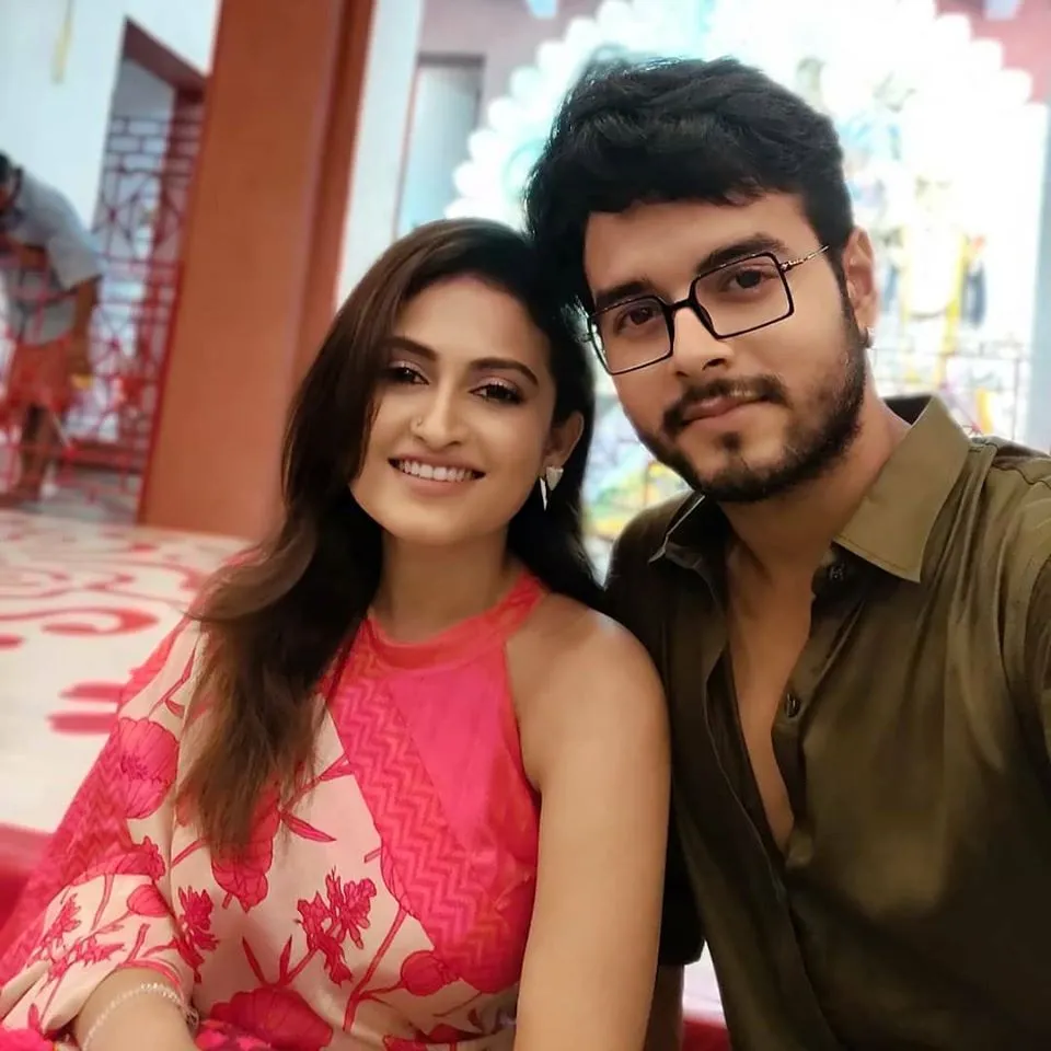 Long time lovers Bengali tele actors Prriyam and Suvajit tying the knot in December