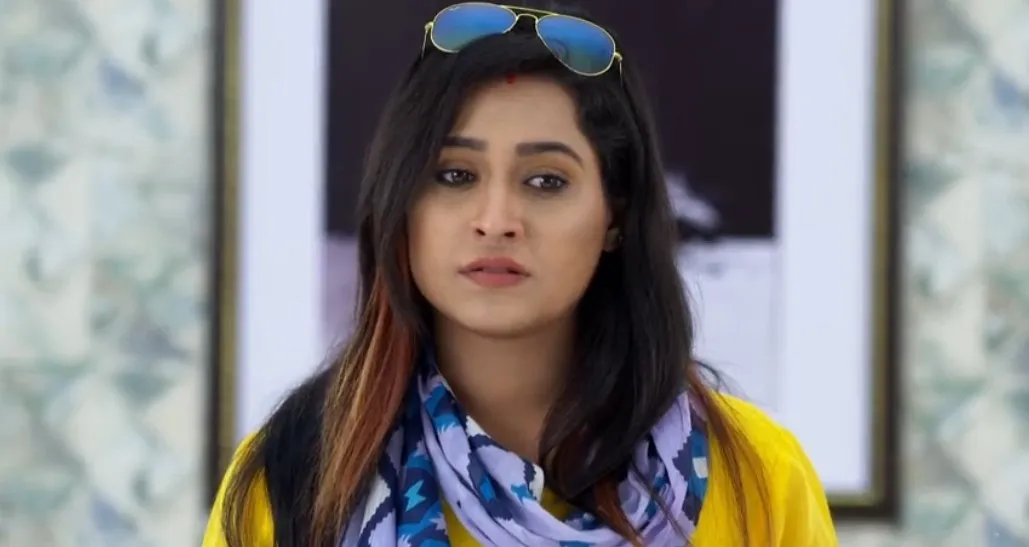 Actress Laboni Bhattacharya enters Star Jalsha serial Ke Apon Ke Por