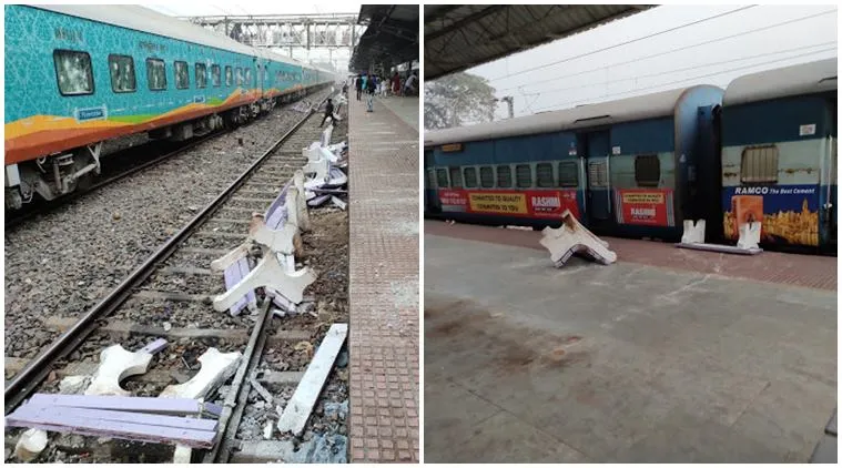 Rail Roko in Uluberia, উলুবেড়িয়ায় রেল অবরোধ, হাওড়া খড়গপুর শাখায় রেল অবরোধ, uluberia, উলুবেড়িয়া, howrah-kharagpur ection, south easter railway, দক্ষিণ-পূর্ব শাখা, bendanga, বেলডাঙা, মুর্শিদাবাদ, murshidabad, cab, নাগরিকত্ব সংশোধনী বিল, এনআরসি, nrc, ক্যাব