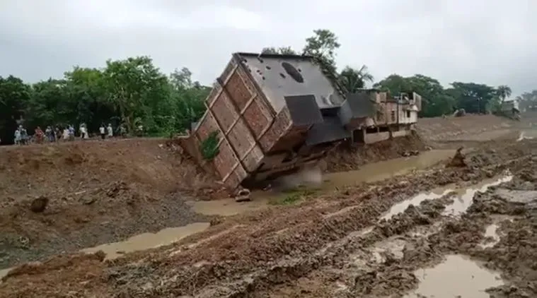 daspur house collapsed inline 2