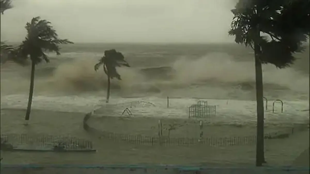 Cyclone Yaas Live Tracker, Cyclone Yaas Current Location