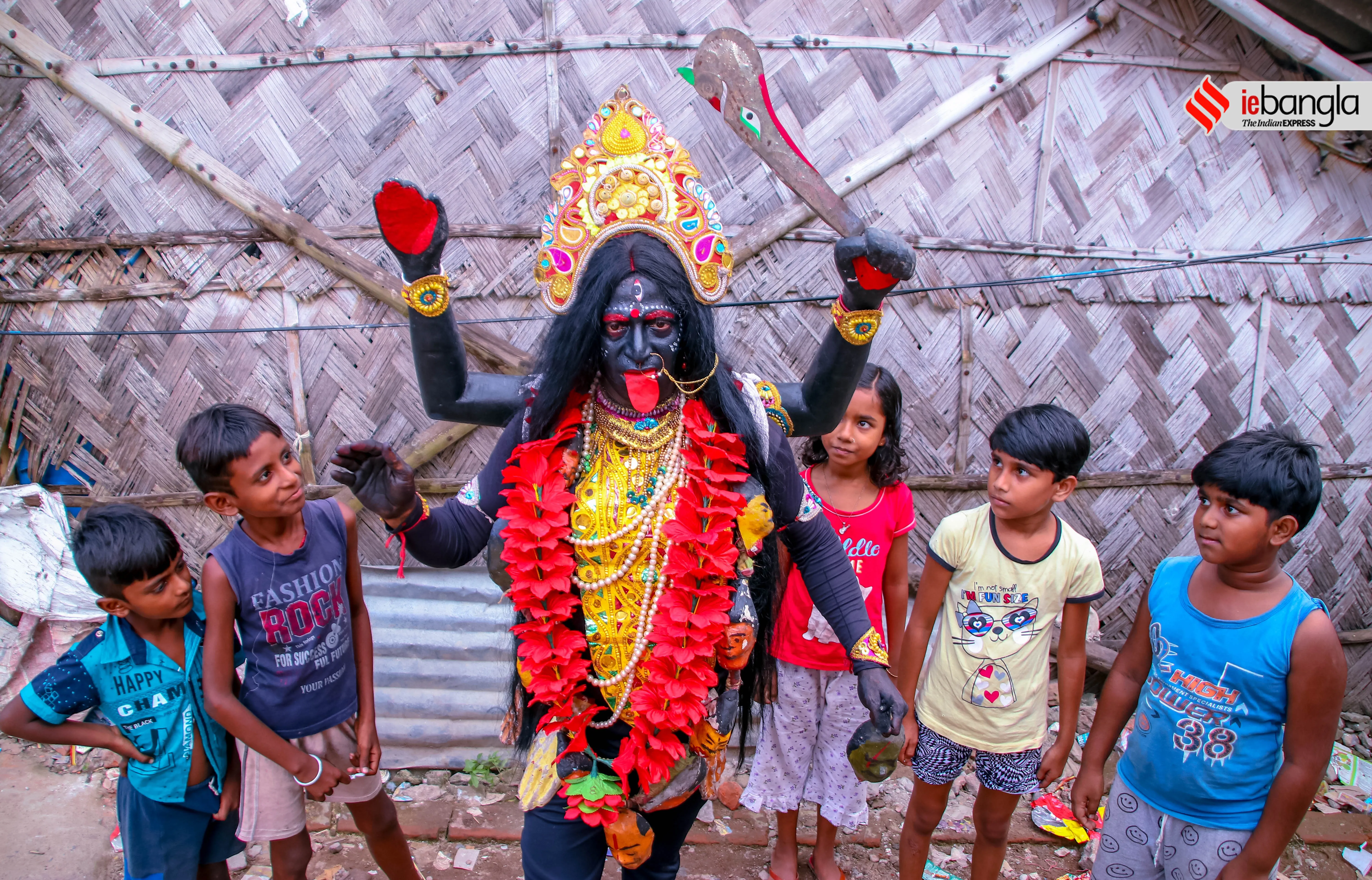 বহুরূপী, Bohurupi, বহুরূপী শিল্পী, Bohurupi artist, কৃষ্ণ বৈরাগী, Krishna Bairagi, হারিয়ে যাওয়া বহুরূপী, living statue artist, কলকাতার বহুরূপী, diya, দীপাবলি, Diwali, আলোকসজ্জা, festival, প্রদীপ, potters, Diwali 2021, কালীপূজা, Hindu festival, মৃৎশিল্পী, মাটির প্রদীপ, diya, দীপাবলি, diwali, আলোকসজ্জা, festival, প্রদীপ, potters, diwali 2021, কালীপূজা, hindu festival, মৃৎশিল্পী, প্রদীপের নীচেই অন্ধকার, করোনা, corona, কোভিড-১৯, Covid-19, করোনা মহামারী, Corona Pandemic, ২০২১, প্রদীপ গ্রাম, earthen lamps village, চালতাবেড়িয়া, Chaltaberia, বারাসাত, barasat, বারাসাতের কালীপূজা, Barasat Kalipuja, ভারত-বাংলাদেশ, India-Bangladesh, শিল্পী, artist, কুটির শিল্প, Cottage industry, কুটির শিল্পী, Cottage artist, পশ্চিমবঙ্গের কুটির শিল্প, Cottage industry in West Bengal, ইন্ডিয়া রেকর্ড, India Record, West Bengal news, indian express, কলেজ স্ট্রিট, college street, করোনা, corona, corona news, Bangla Khabar, বাংলার খবর, Bangla News Live, বাংলার ব্রেকিং নিউজ, Breaking Bangla News,Bangali news, বাংলায় সর্বশেষ খবর, লেটেস্ট খবর, News in Bengali, Bengali News Today, বাংলা নিউজ, Bengali News, করোনা মহামারী, corona pandemic, Bangla Khabor, কোভিড-১৯, covid, News in Bangla, করোনা ২০২১, corona 2021, 24 Ghanta Bangla News, Bangla News, covid-19